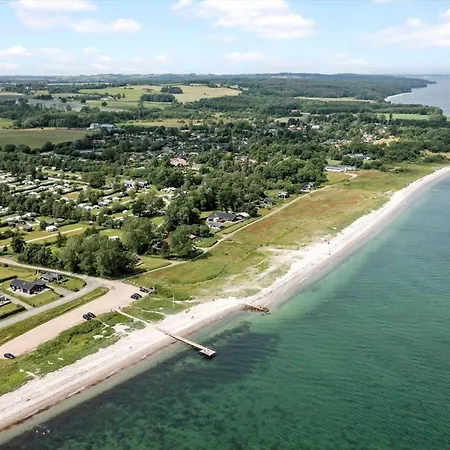 Semesterbostad 30090-malling-norsmindevej-171-g *