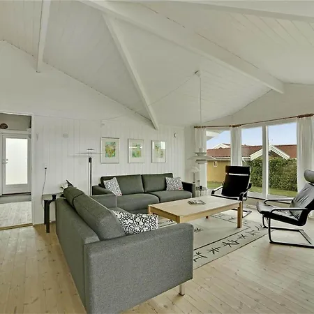 30090-malling-norsmindevej-171-g بيت للعطل